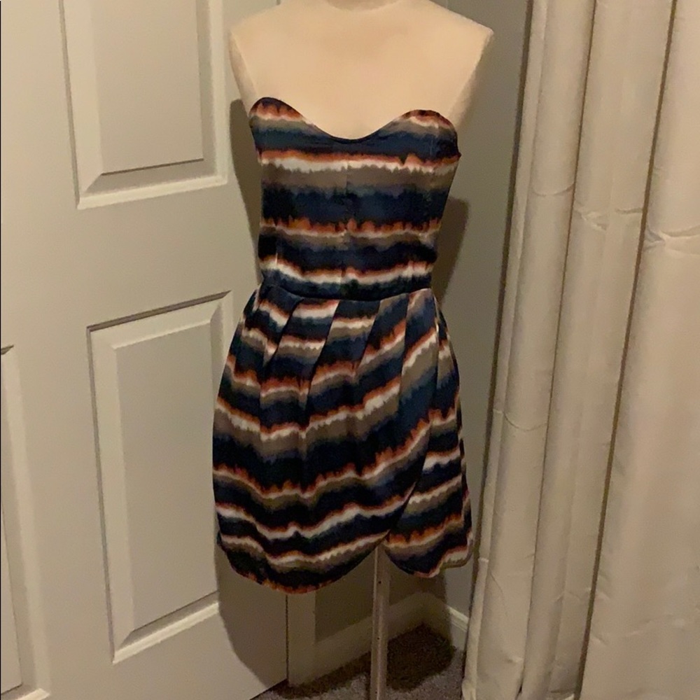 SALE Esley pattern dress (Sz Small)